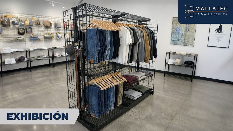 Exhibidor de ropa en tienda